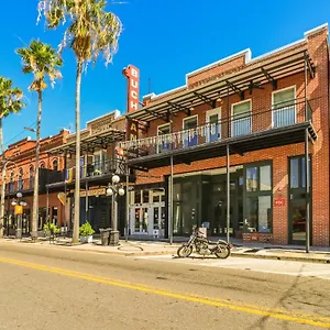 Apartment Frontdesk 1910 E 7th Ave Apts Historic Ybor Tampa